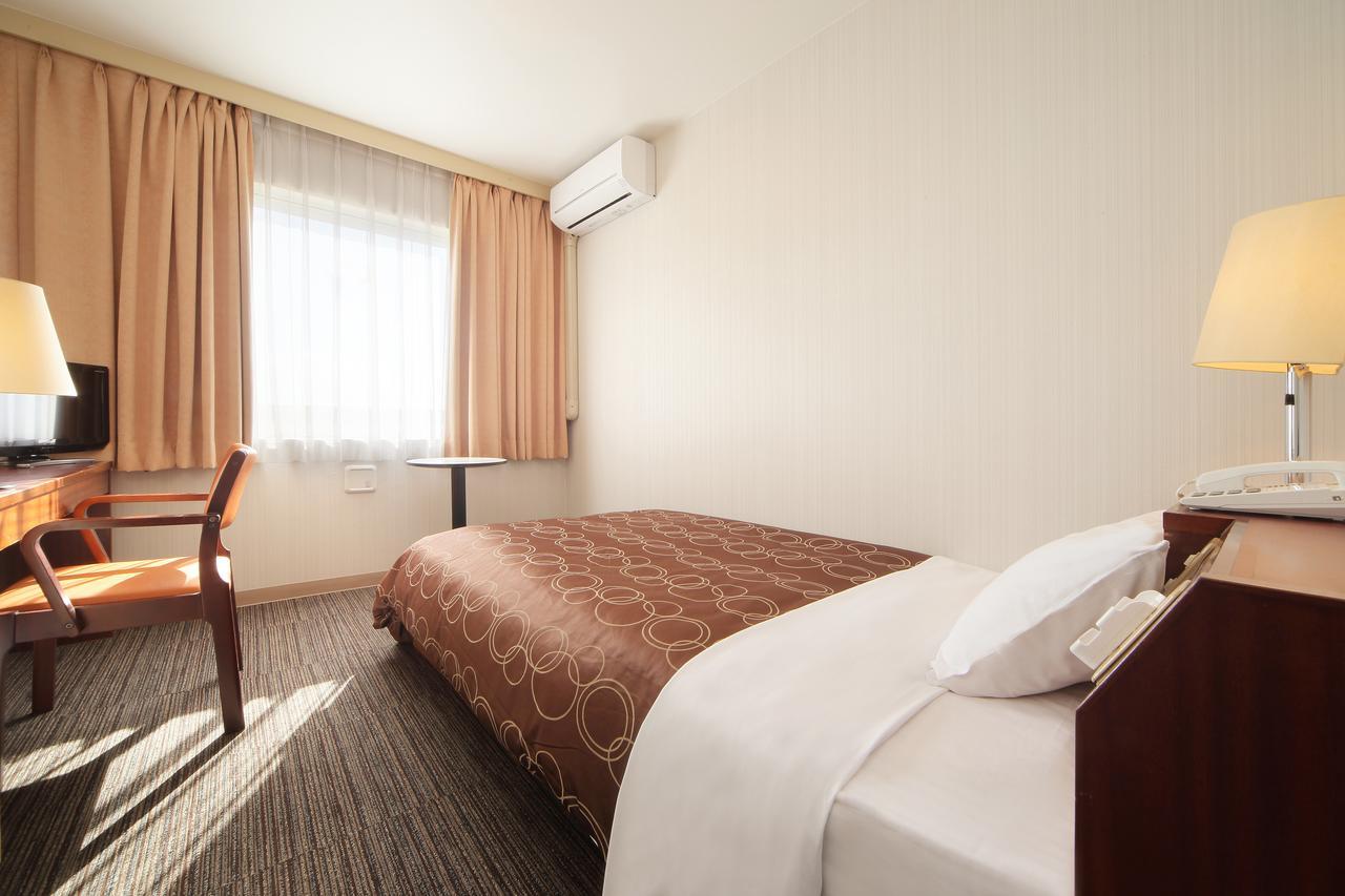 Hotel Grand Plaza Urashima Kurihara Buitenkant foto