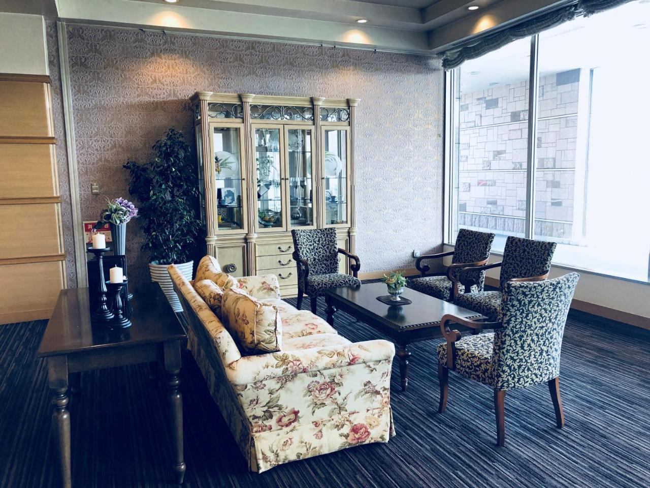 Hotel Grand Plaza Urashima Kurihara Buitenkant foto